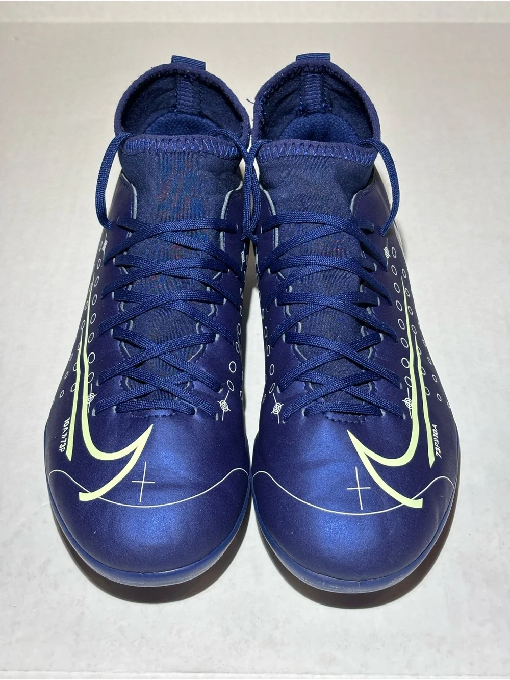 Nike Kids' Mercurial Superfly 7 Club MDS FG Soccer Cleats Size 4Y (BQ5418-401)